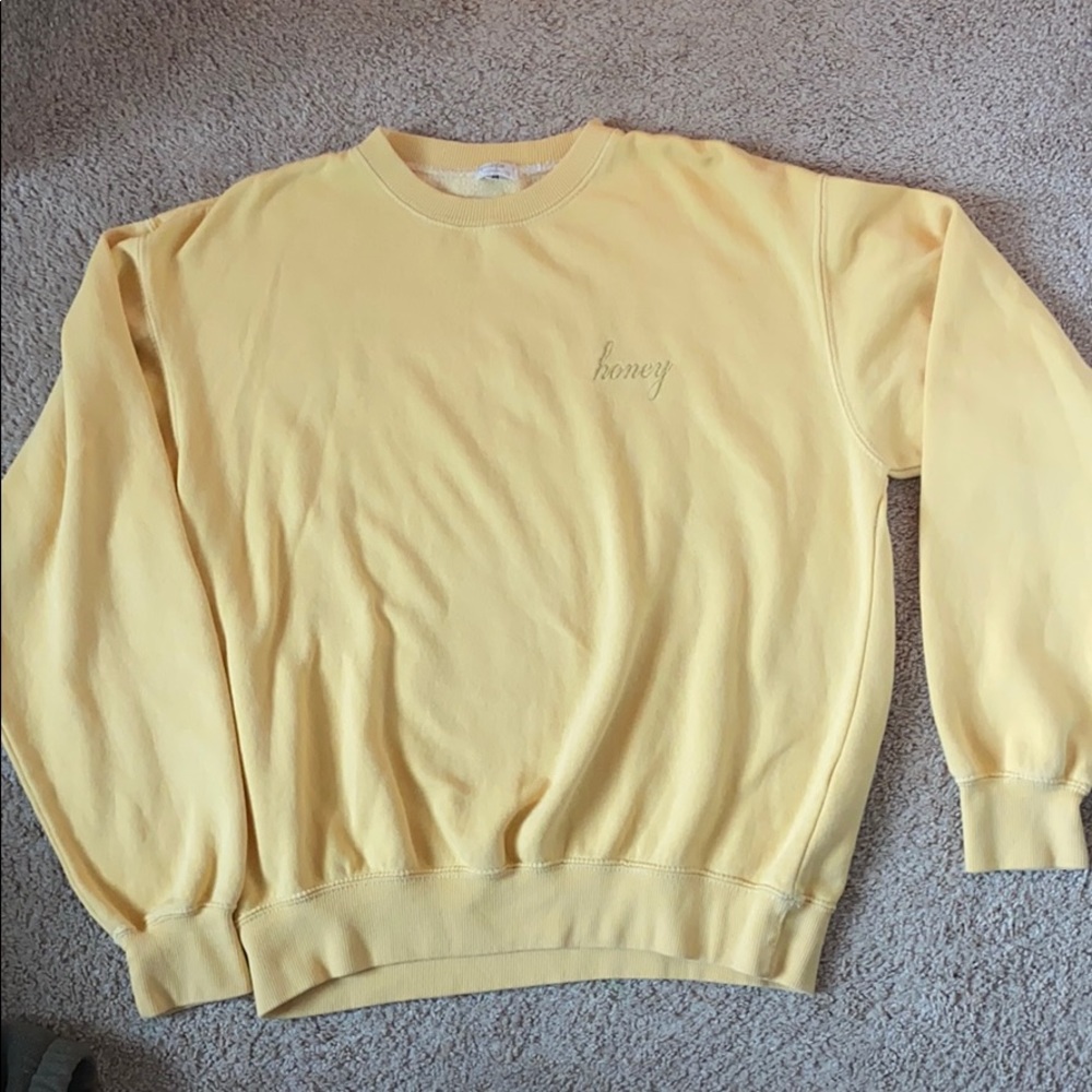 brandy melville crewneck
